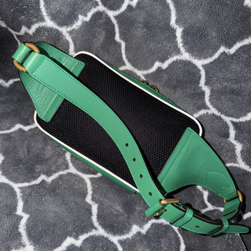 Gucci x Adidas Calfskin Leather Belt Bag - Picture 3 of 8